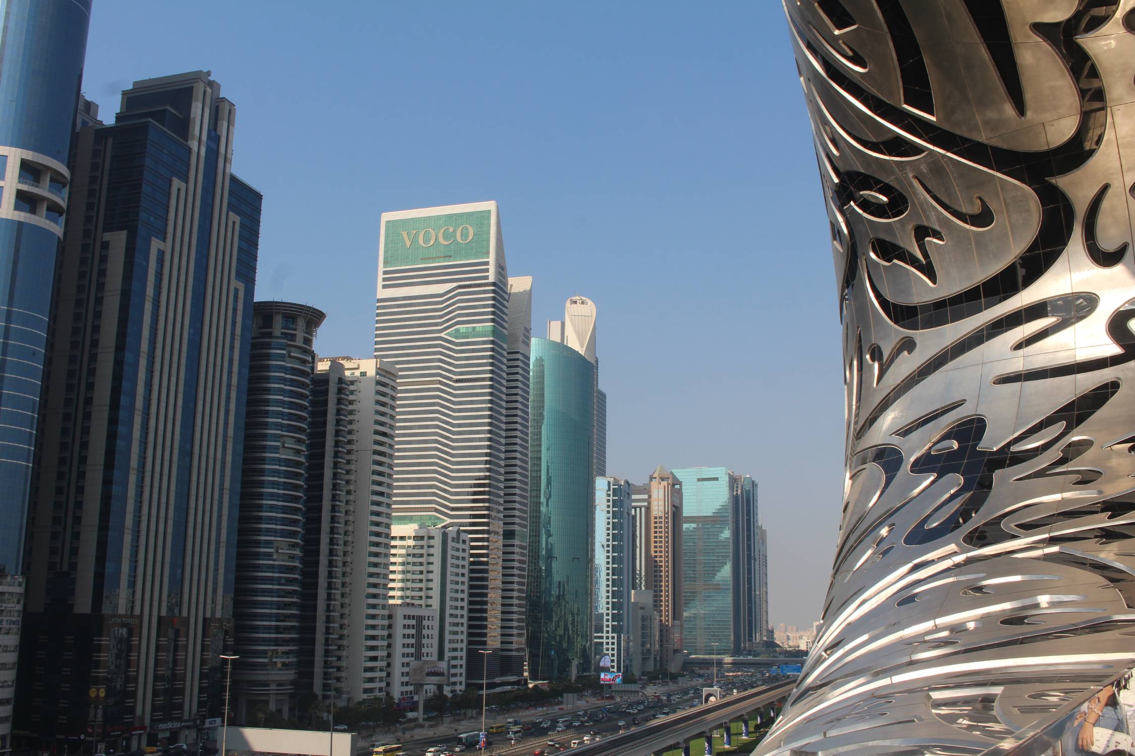 Duba&iuml;, Sheikh Zayed road, paysage