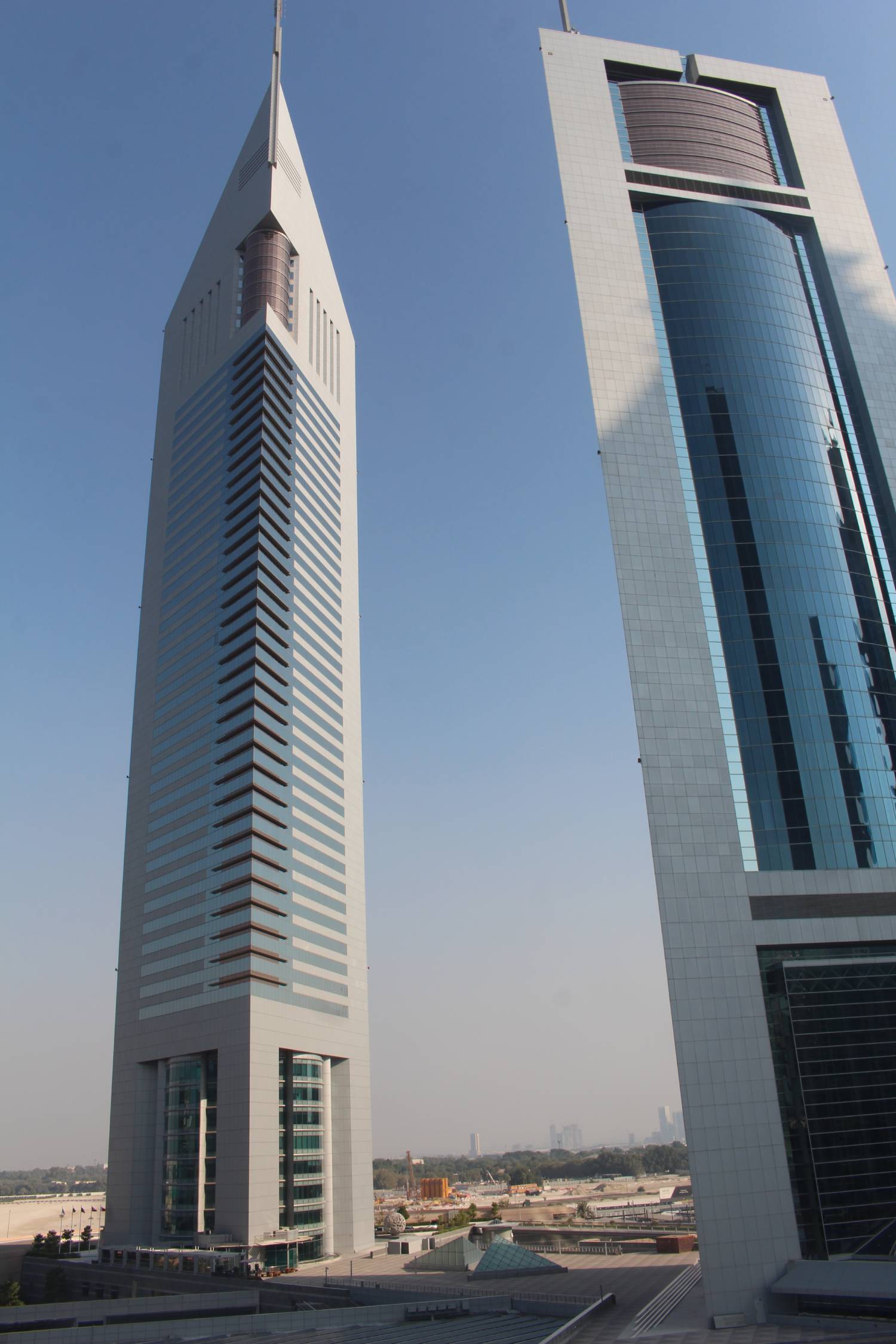 Duba&iuml;, tour Emirates Tower Hotel