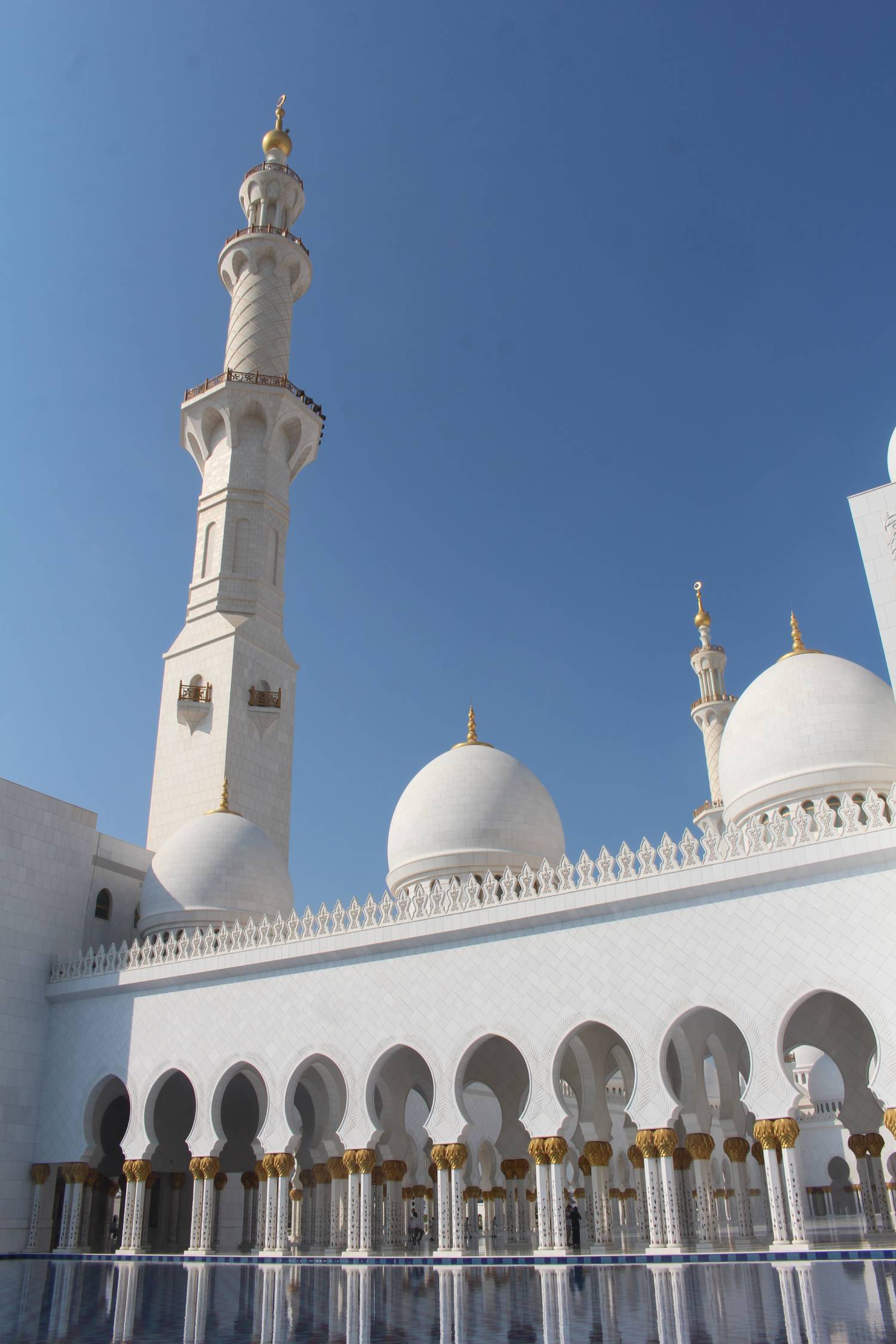 Abou Dhabi, mosqu&eacute;e Cheikh Zayed, colonnes, minaret