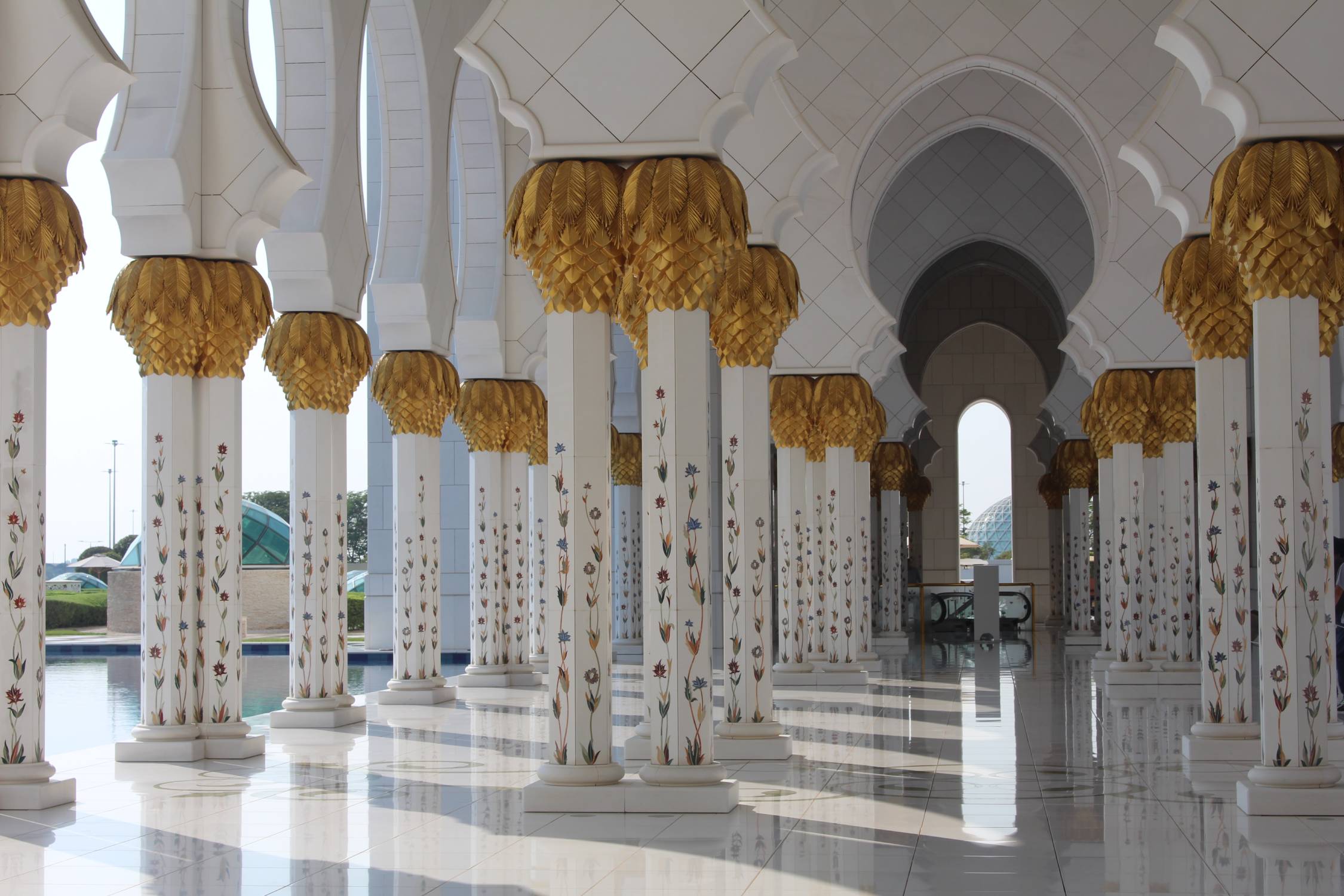 Abou Dhabi, mosqu&eacute;e Sheikh Zayed, colonnes