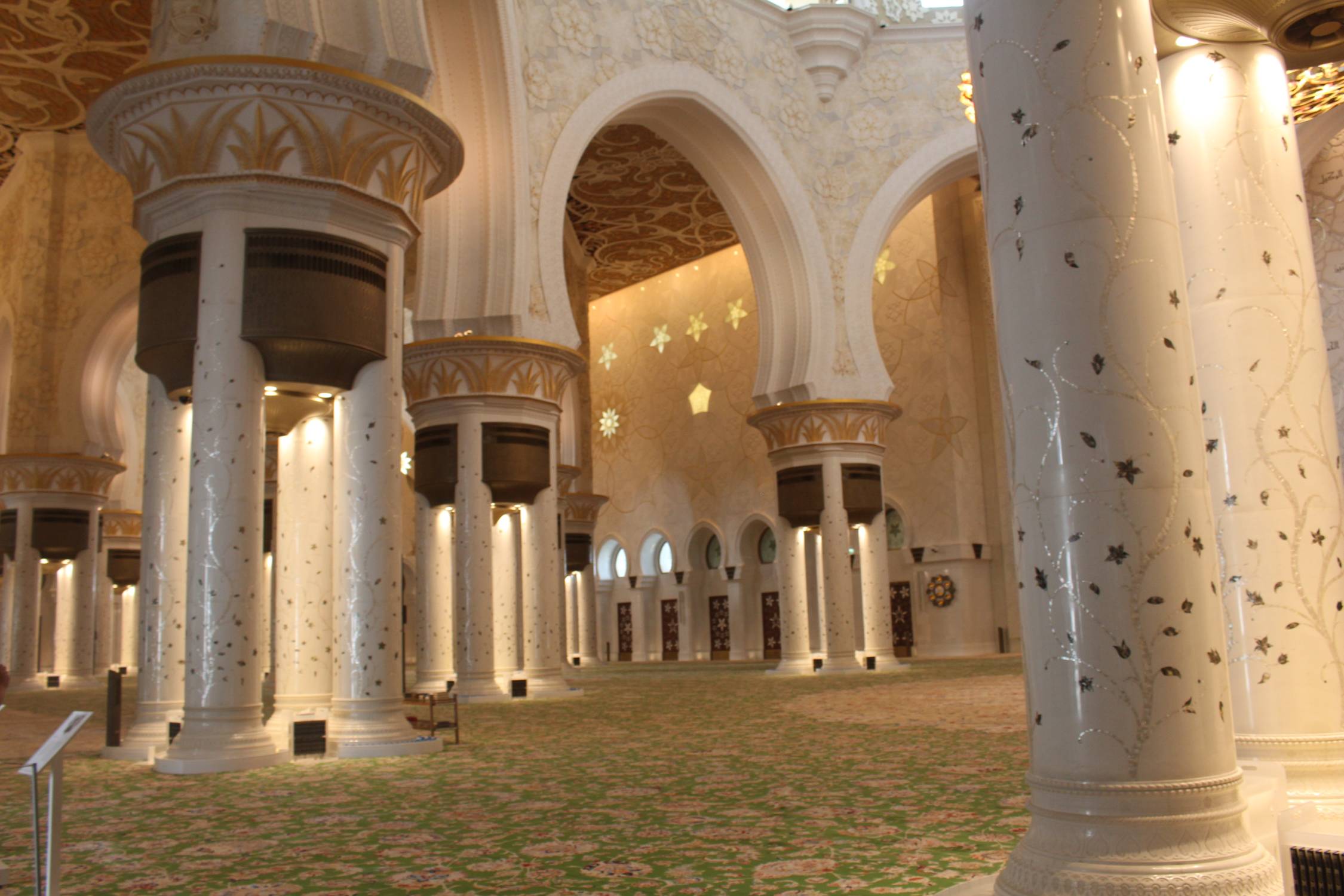 Abou Dhabi, mosqu&eacute;e Cheikh Zayed, salle de pri&egrave;re