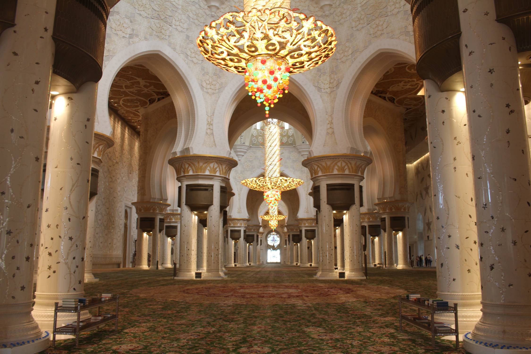 Abou Dhabi, mosqu&eacute;e Sheikh Zayed, salle de pri&egrave;re