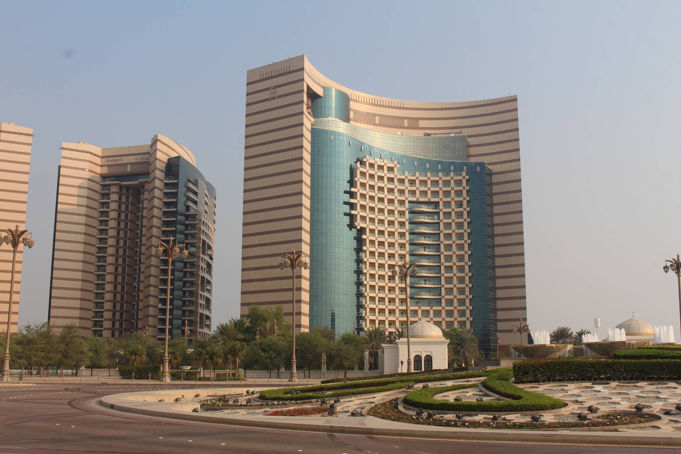 Abou Dhabi, b&acirc;timent Khalidiya Palace Rayhaan