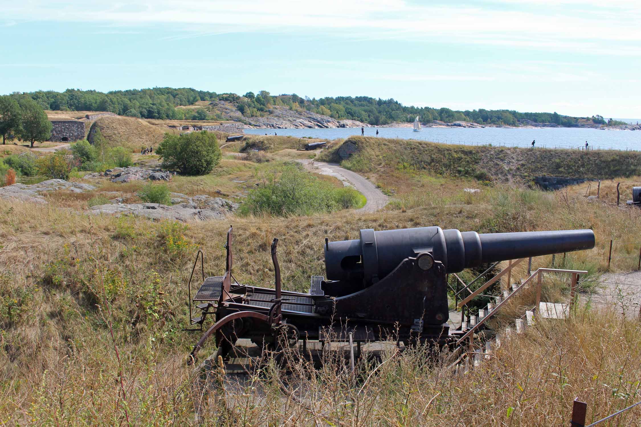 Helsinki, Suomenlinna, canon