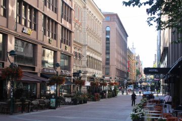 Helsinki, rue commer&ccedil;ante