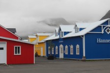 Islande, Siglufj&ouml;rdur, b&acirc;timents color&eacute;s