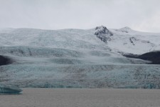 Islande, lac de Fjalls&aacute;rl&oacute;n, glacier