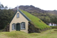 Islande, Hof, &eacute;glise