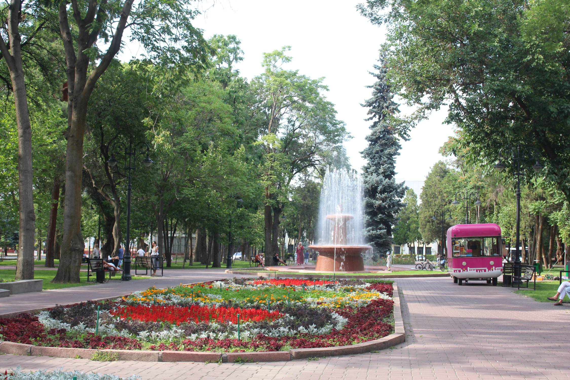 Bichkek, parc Chingiz Aitmatov