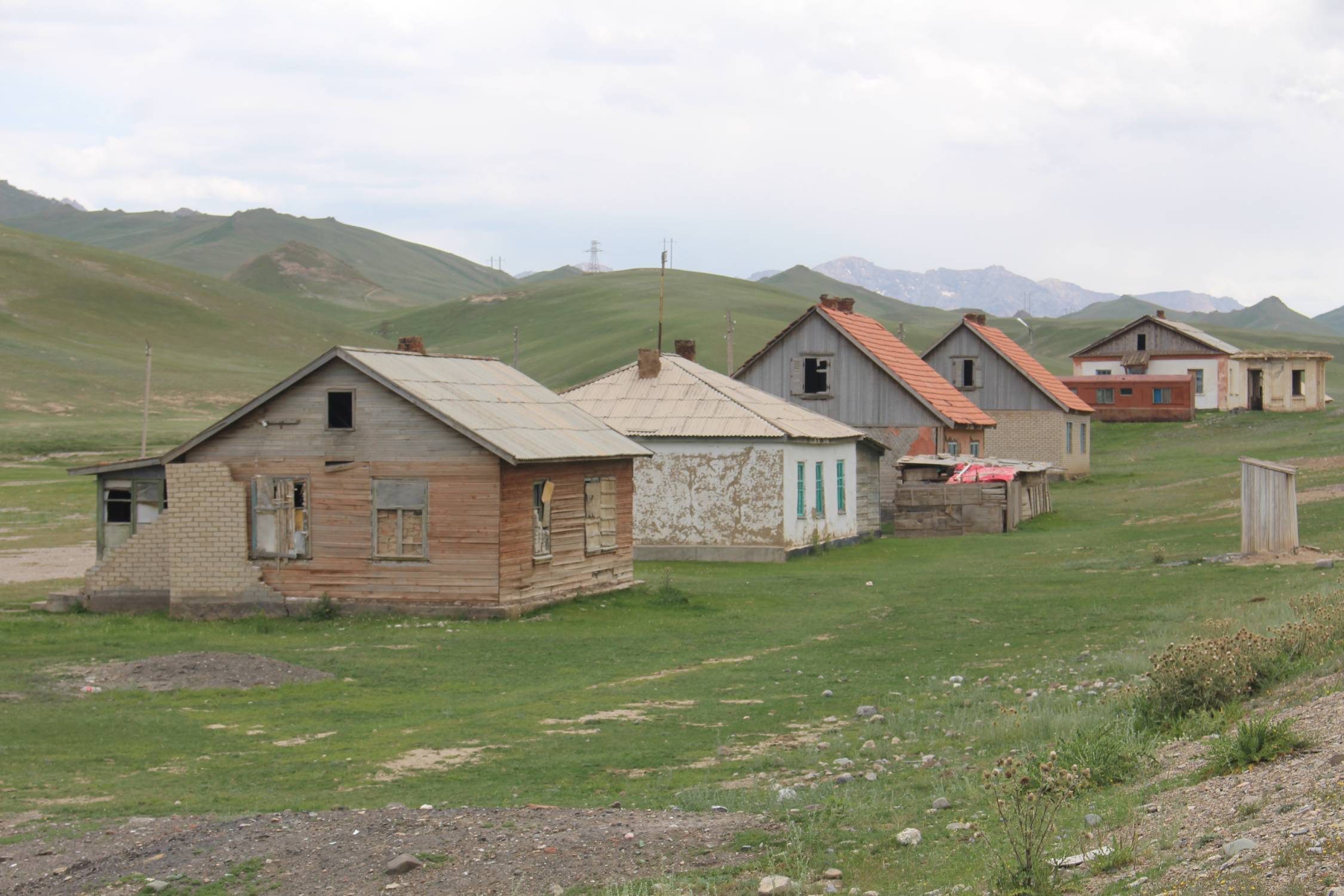 Col de Torugart, village