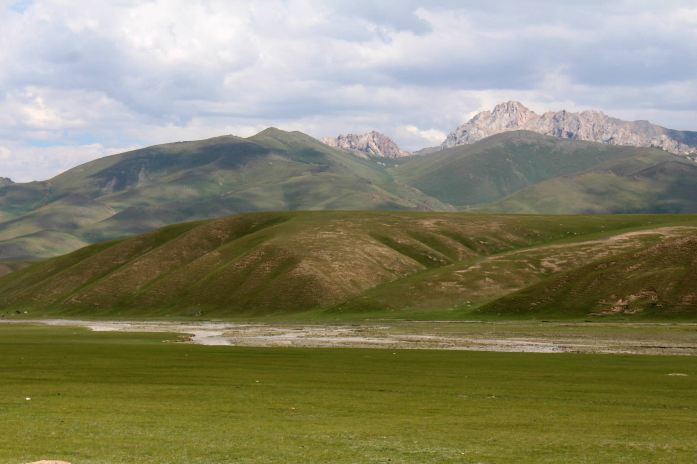 At-Bashi, paysage, rivi&egrave;re