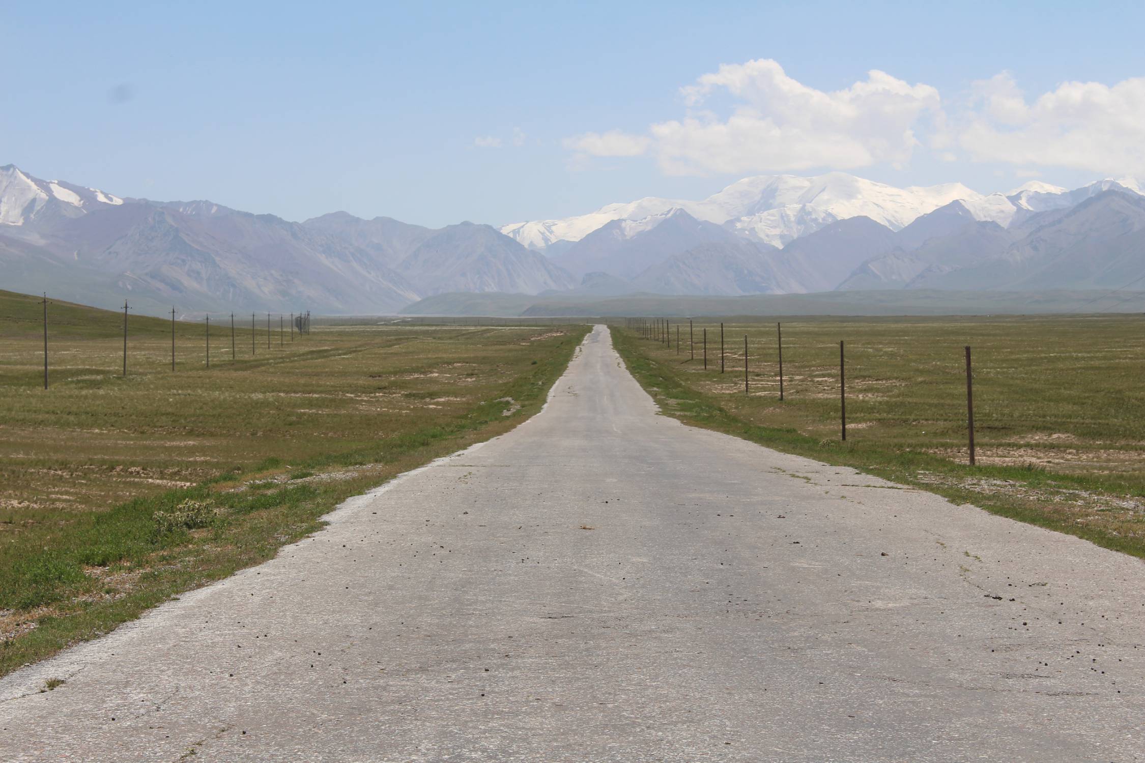 Vall&eacute;e d'Ala&iuml;, route vers le Tadjikistan