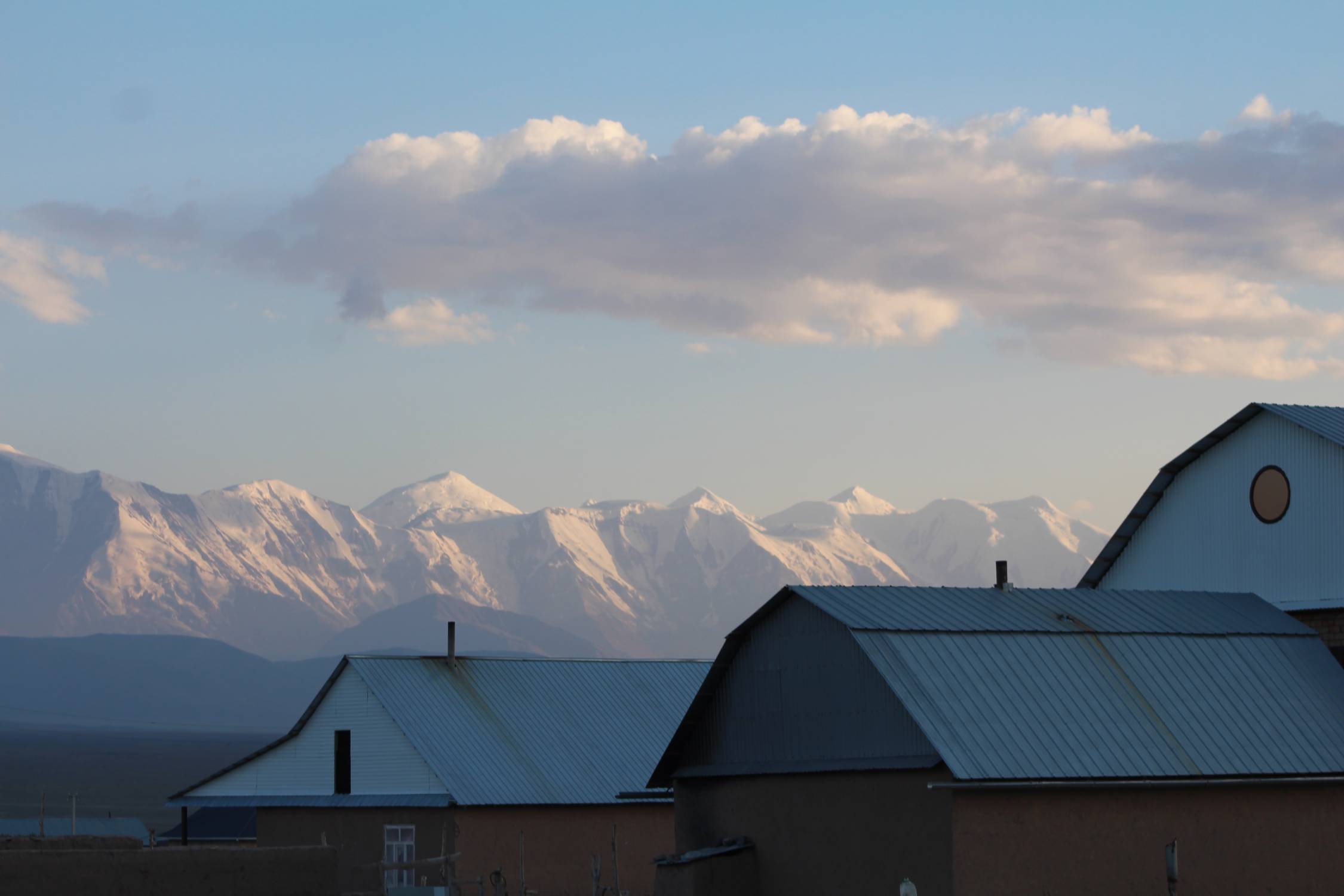 Sary-Mogol, cha&icirc;ne du Pamir