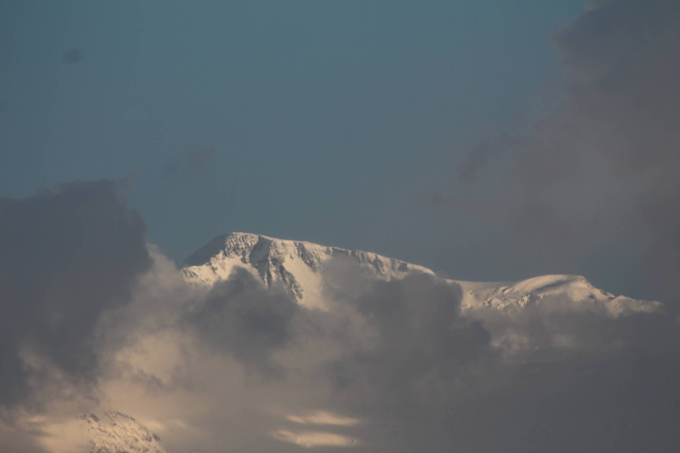 Pic L&eacute;nine, nuages