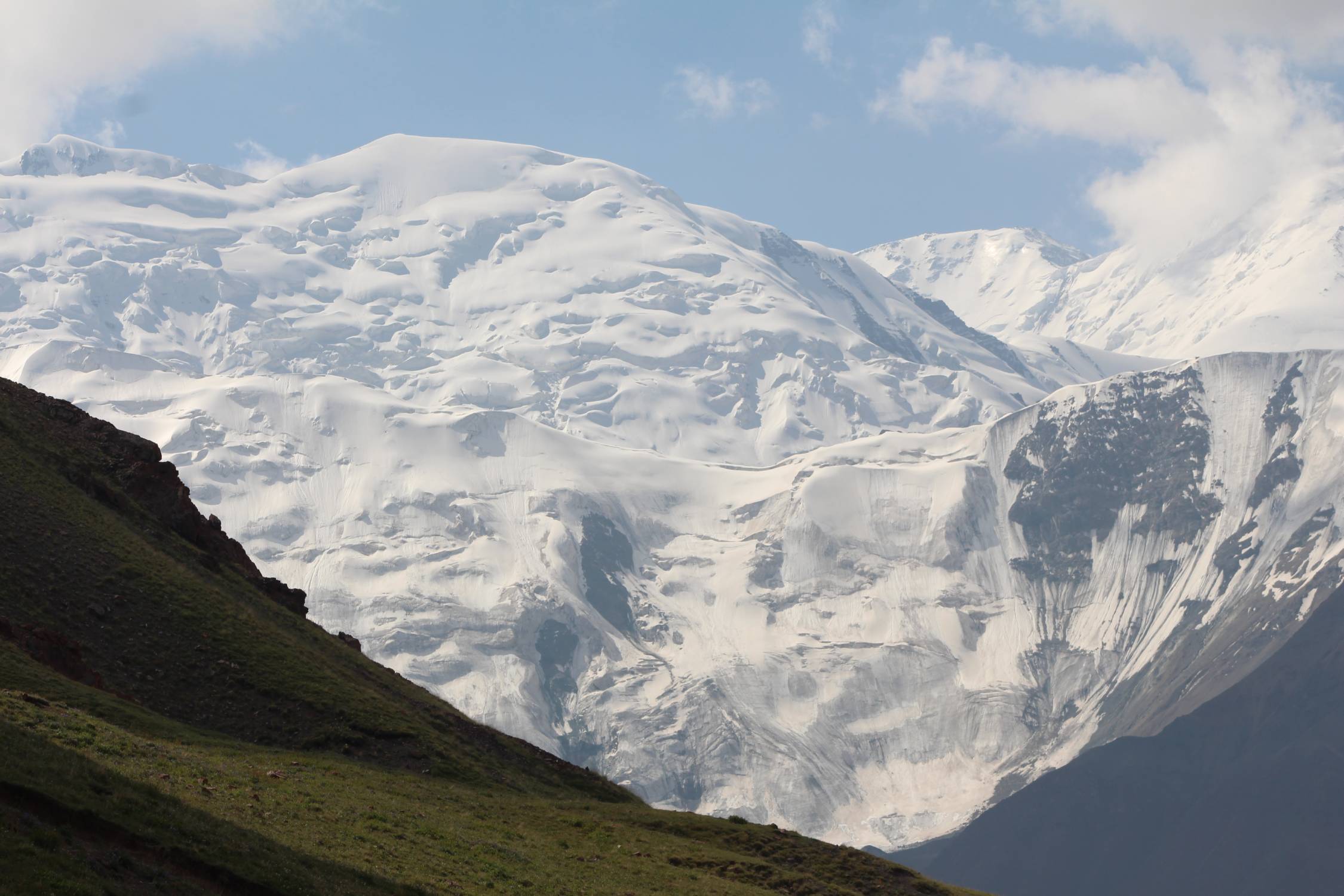 Vall&eacute;e d'Achik Tash, glacier