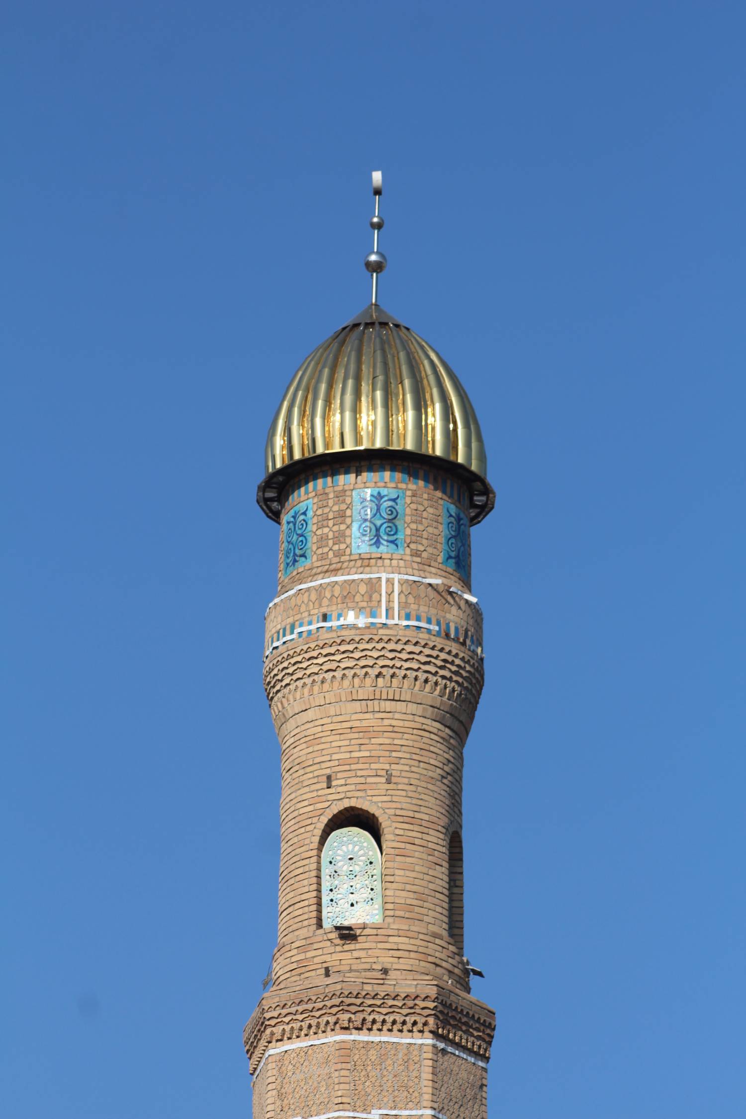 Och, mosqu&eacute;e Sulaiman Too, minaret