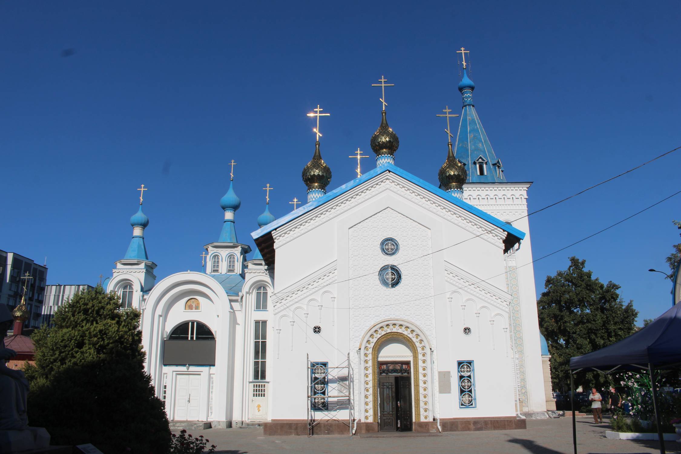 Bichkek, cath&eacute;drale de la Sainte R&eacute;surrection