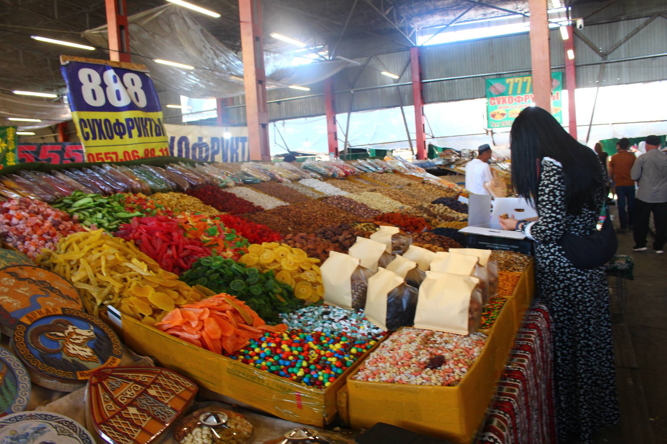 Bichkek, bazar Och, friandises