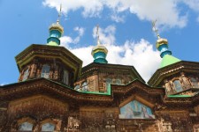 Karakol, cath&eacute;drale Sainte-Trinit&eacute;, bulbes