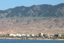 Bokonbaevo, plage, yourtes