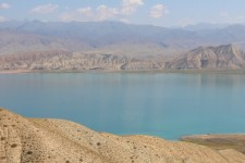 Lac de Toktogoul, paysage