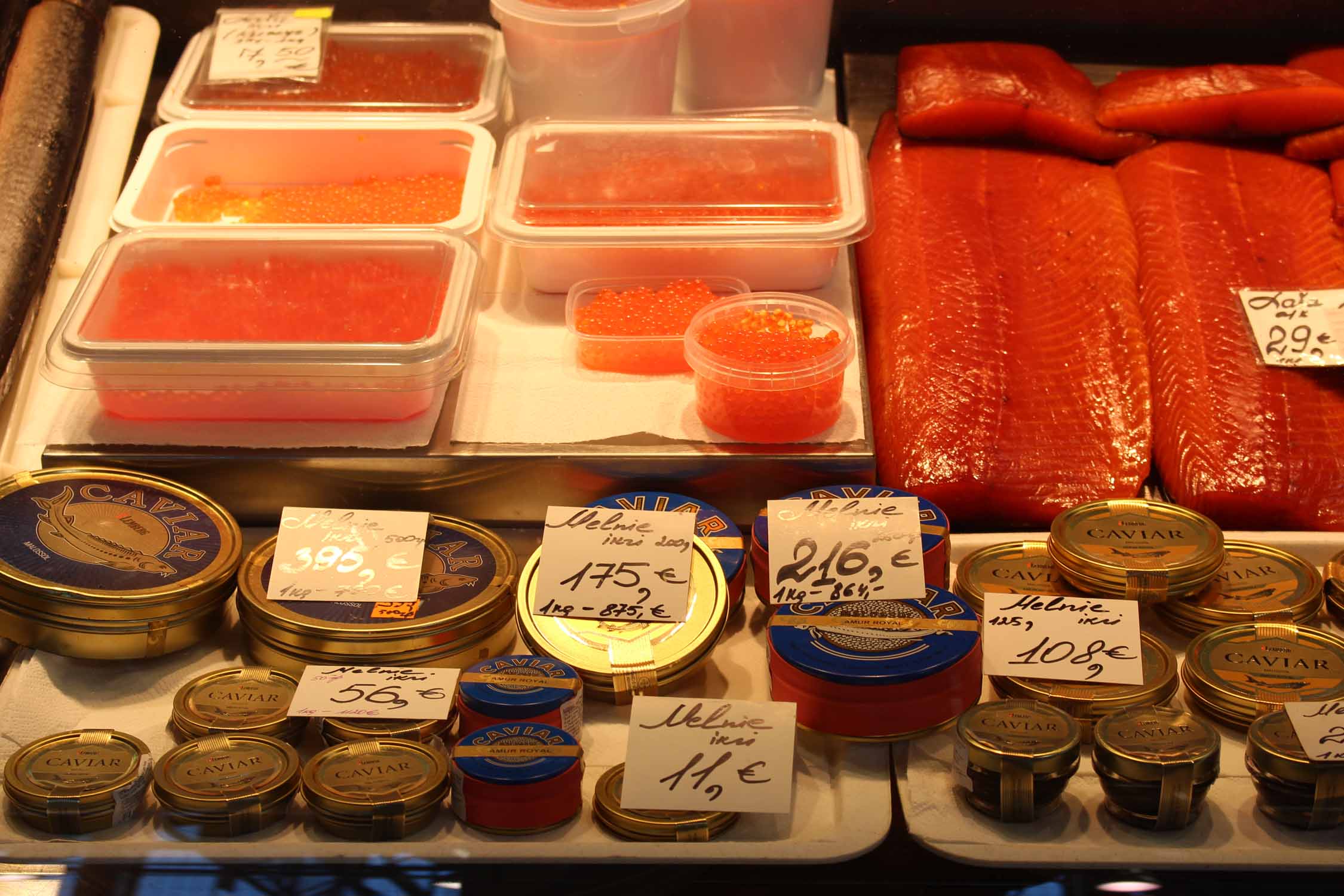 Riga, marché central, caviar