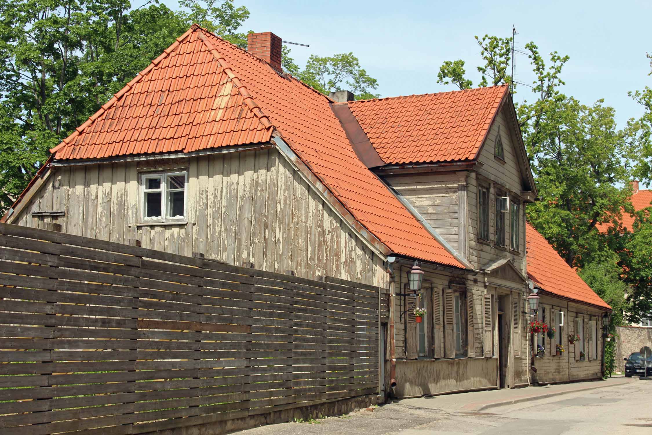 Cesis, maisons typiques en bois