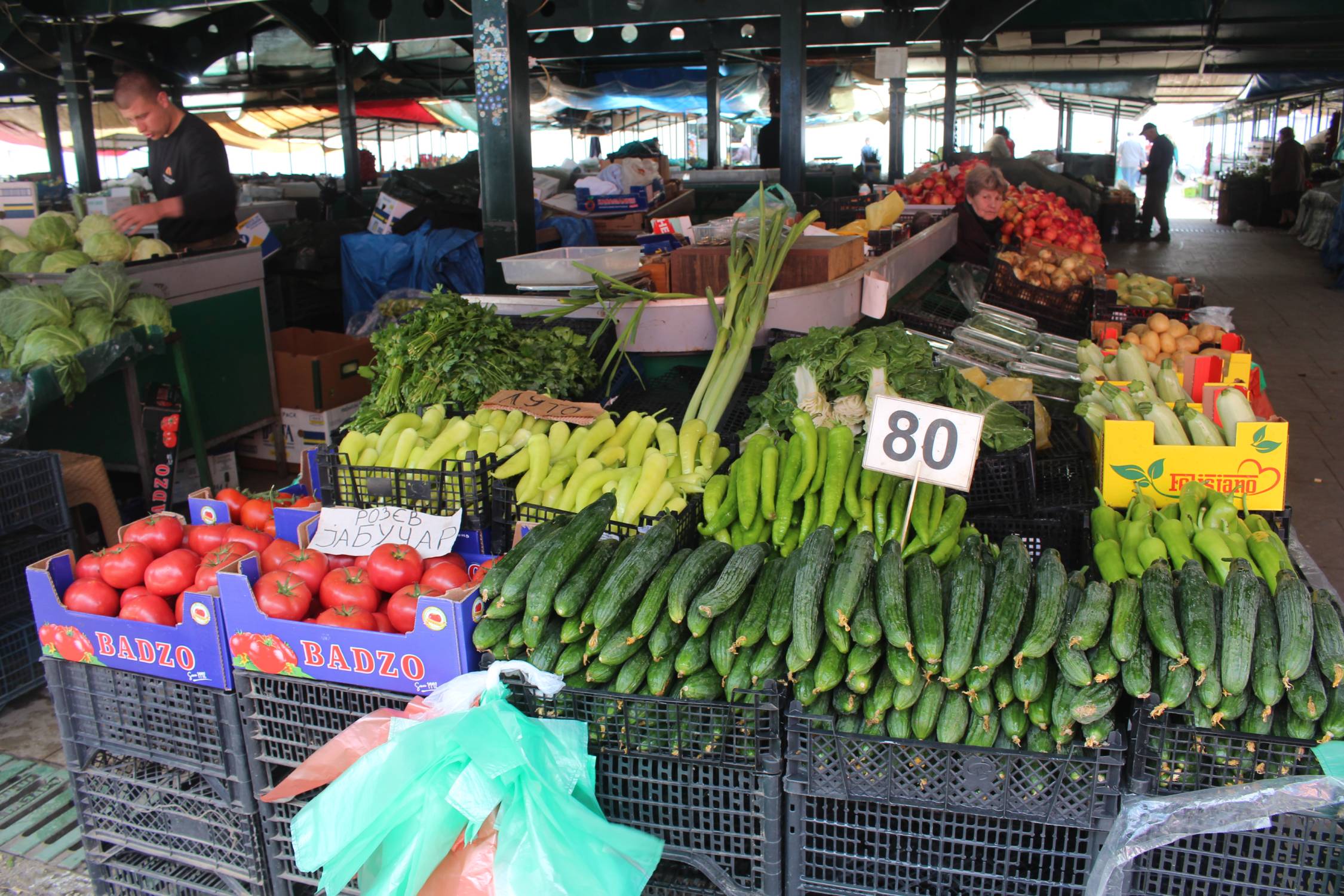 Bitola, vieux bazar, l&eacute;gumes, march&eacute;