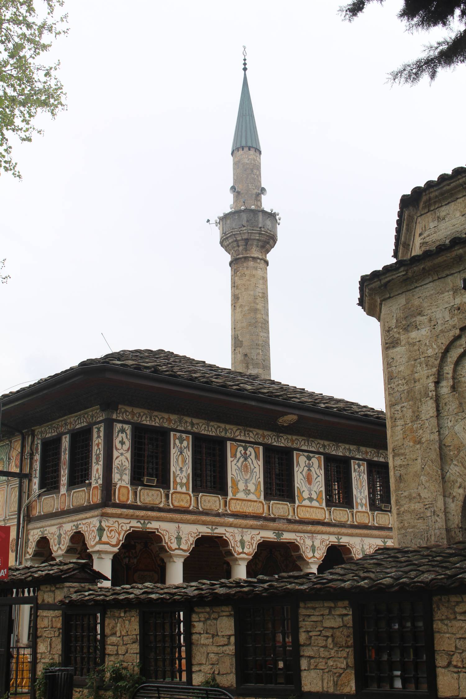 Tetovo, mosqu&eacute;e peinte, minaret