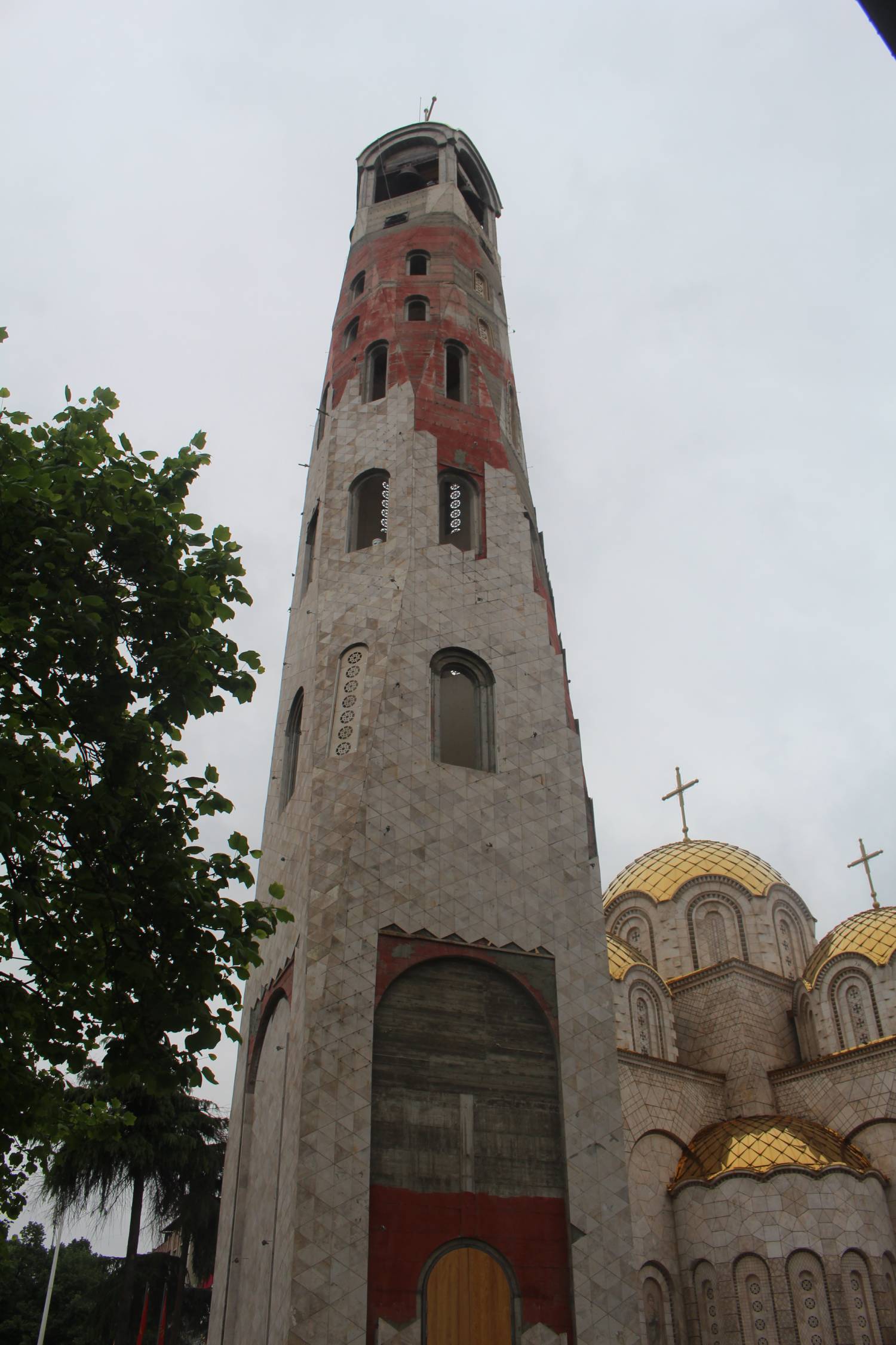 Skopje, &eacute;glise Saint-Constantin-et-Sainte-H&eacute;l&egrave;ne, campanile