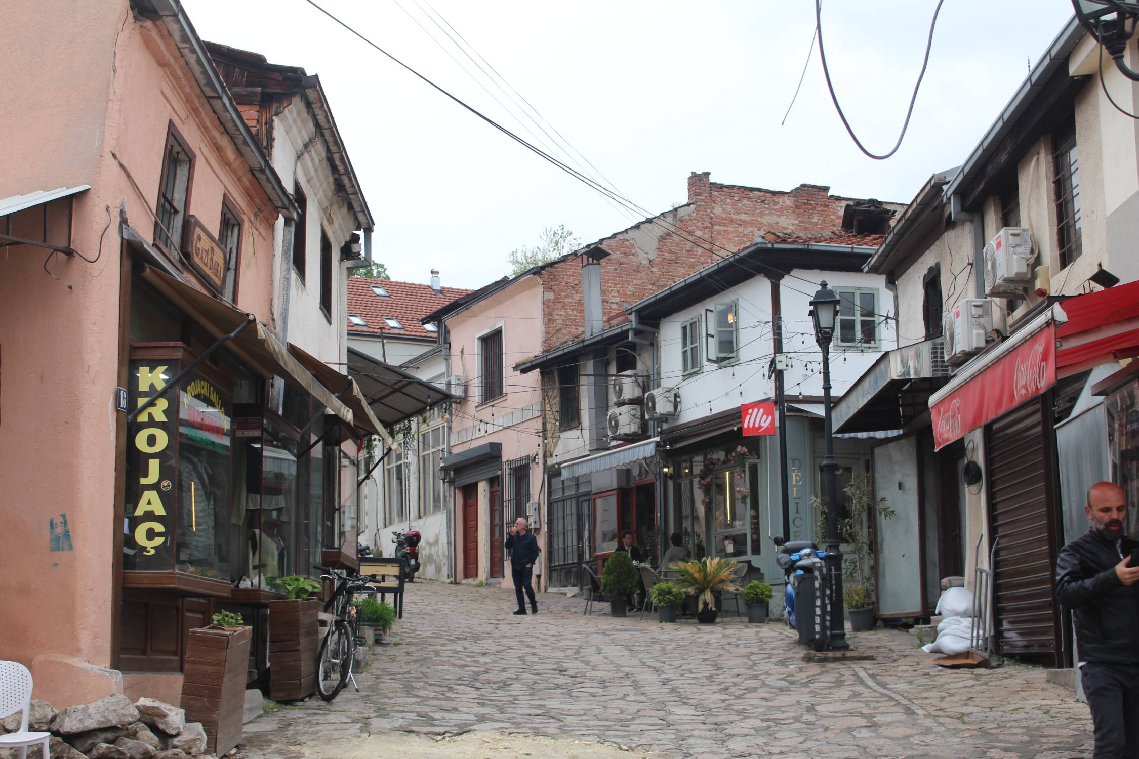 Skopje, vieux bazar, ruelle typique