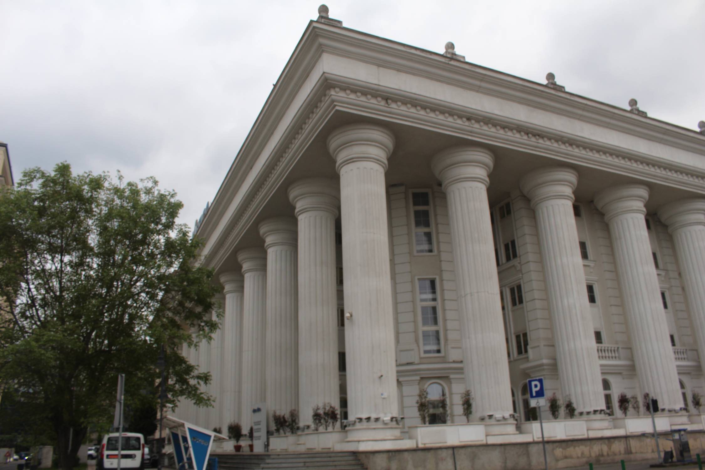Skopje, b&acirc;timent Mepso