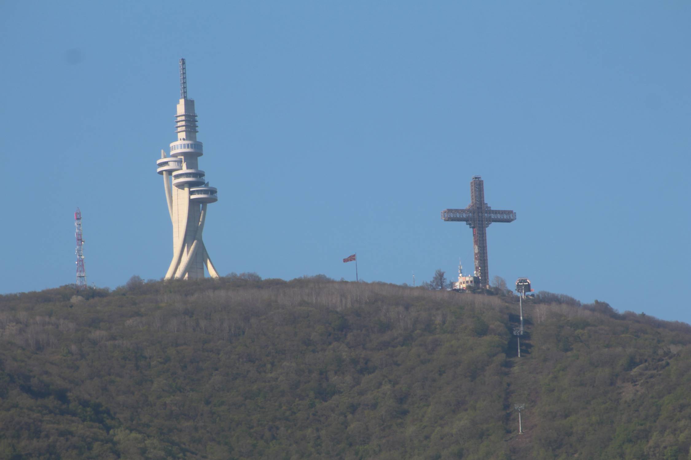 Skopje, Croix du Mill&eacute;naire