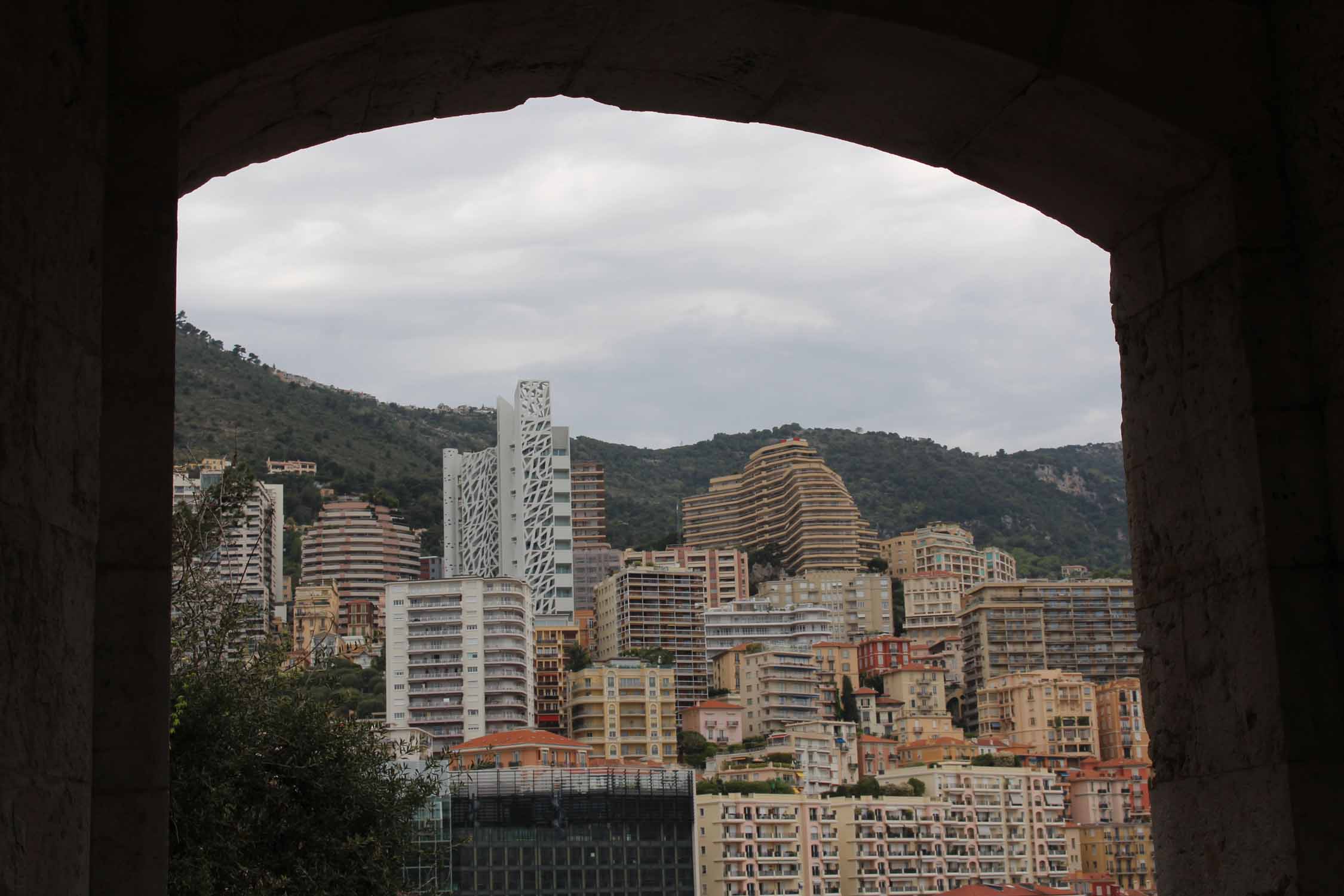Principauté de Monaco, porte d'entrée du Rocher