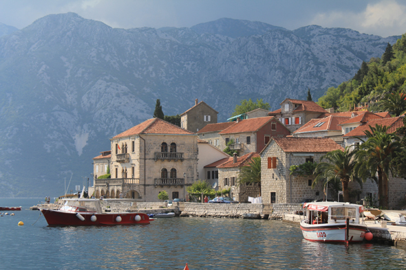 Perast, rives