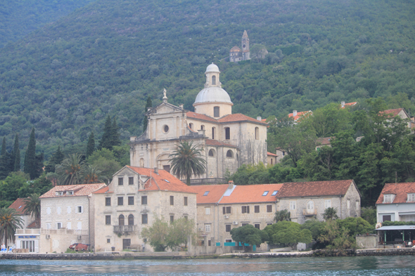 Prcanj, église