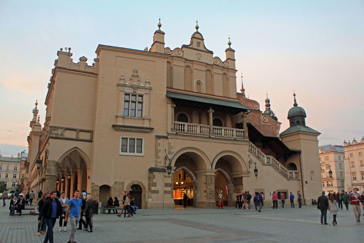 Cracovie, Grande Place du Marché, Halle aux Draps