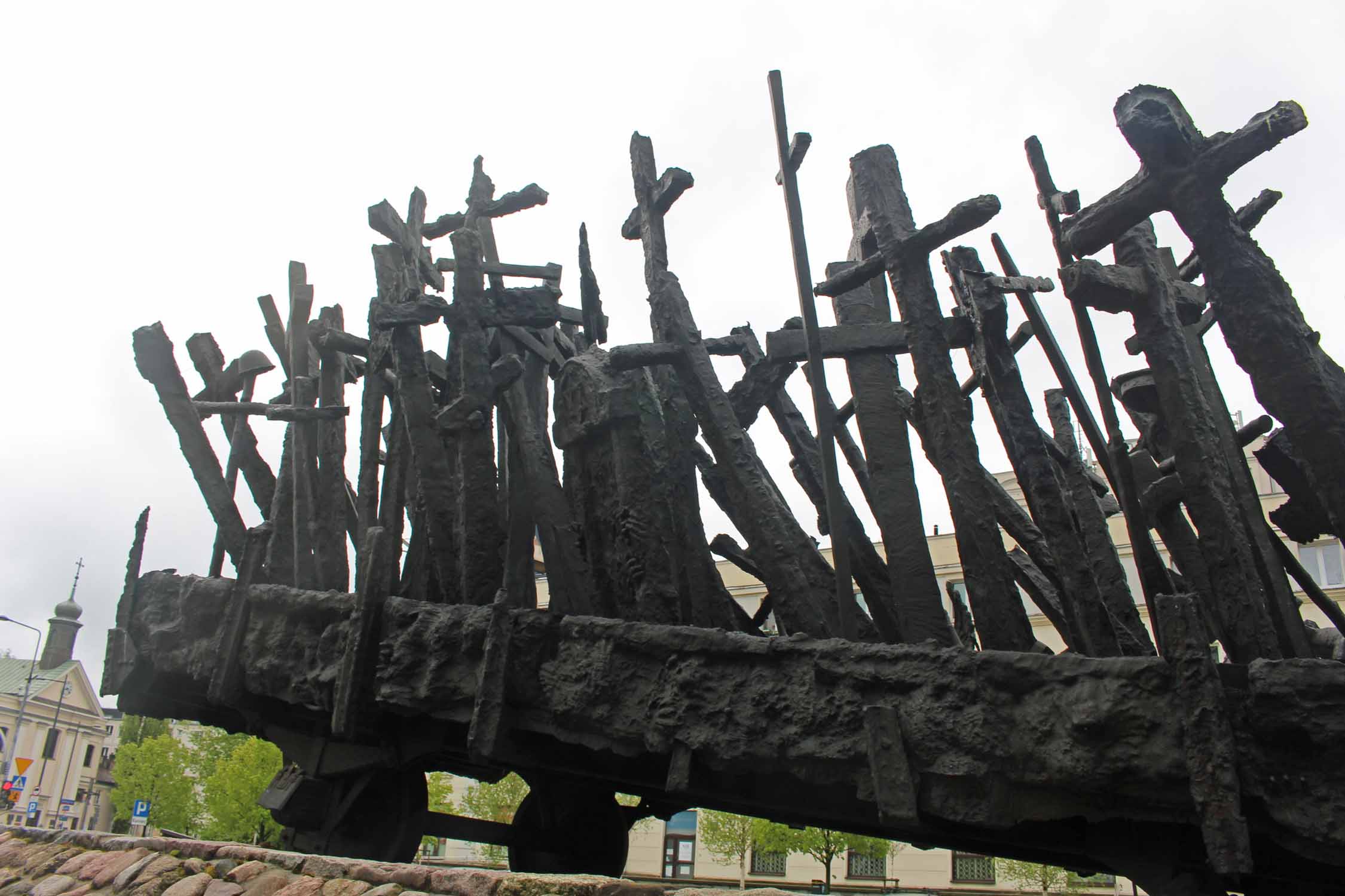 Varsovie, monument aux soldats tués et assassinés a l'Est