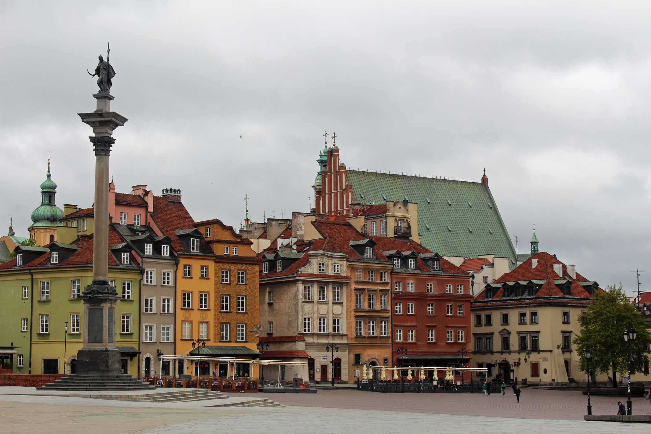 Varsovie, place Zamkovy, maisons colorées