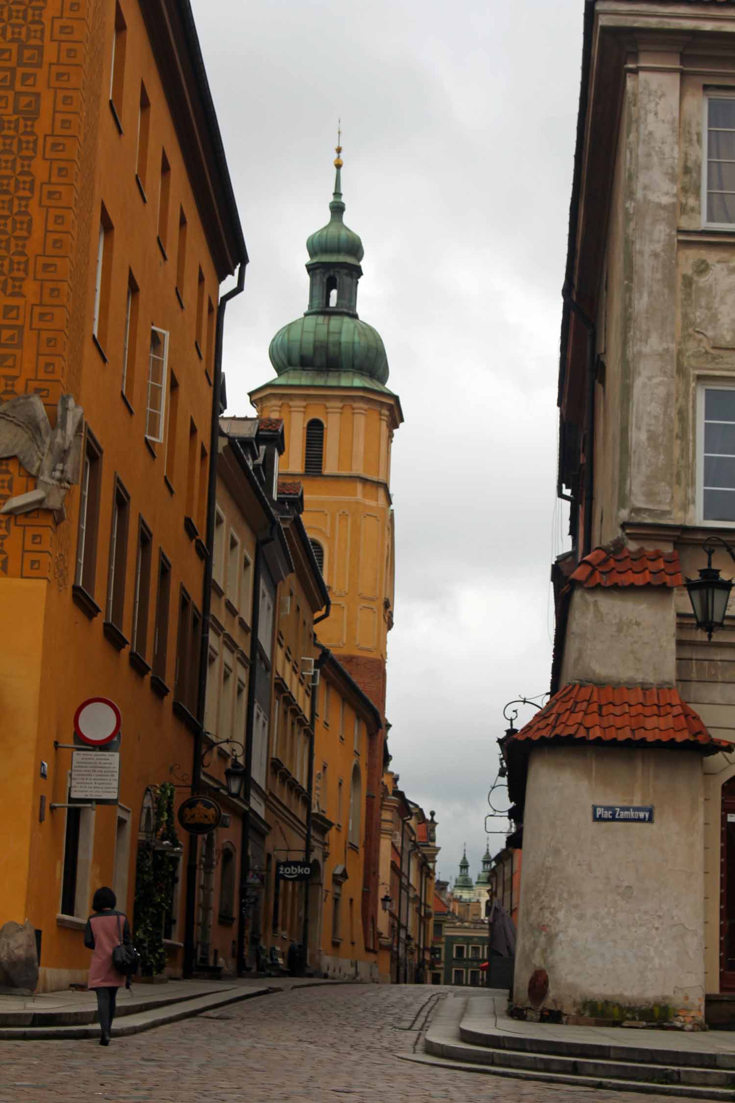 Varsovie, rue Swietojanska