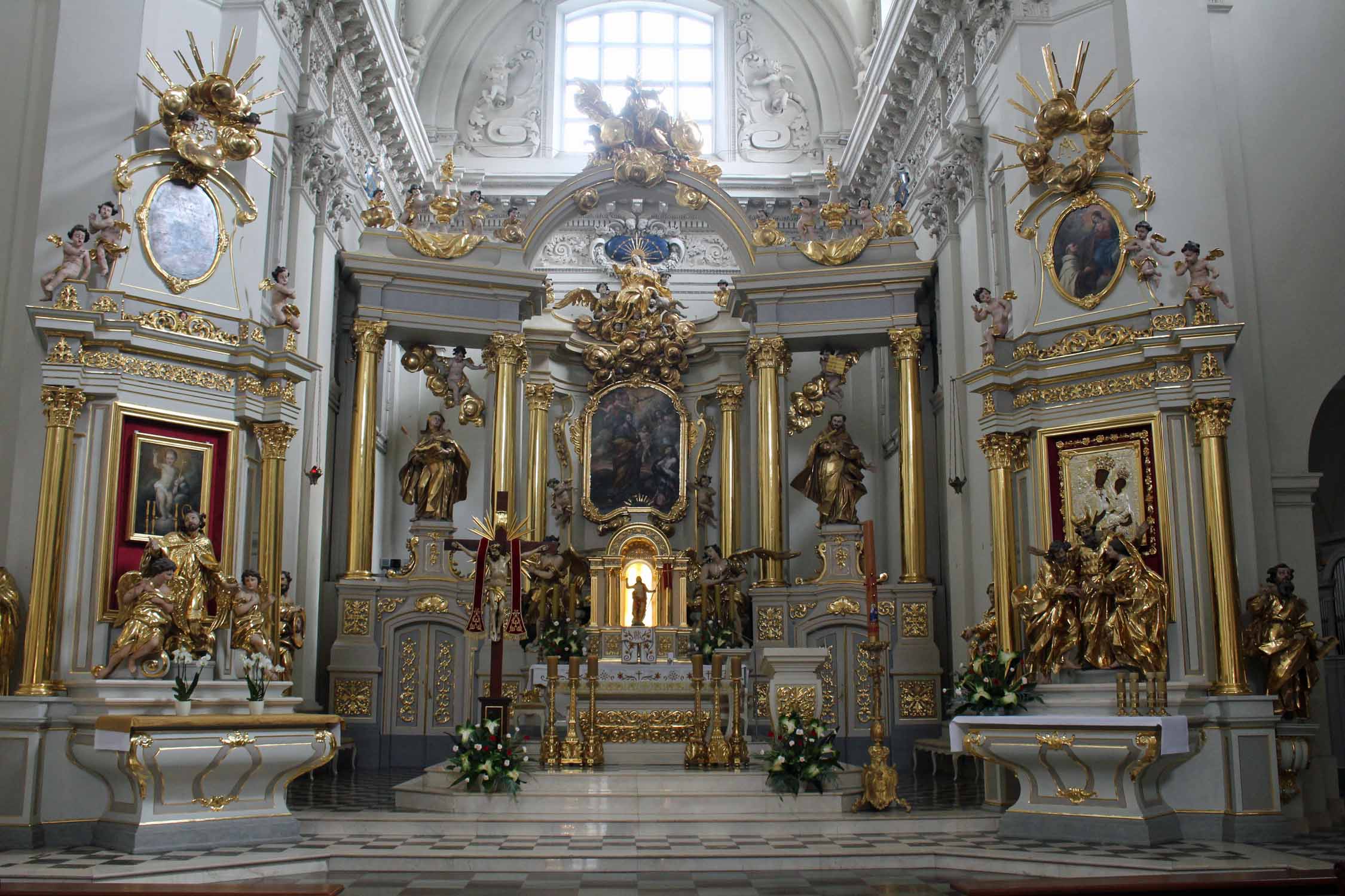 Varsovie, église de l'Assomption, intérieur