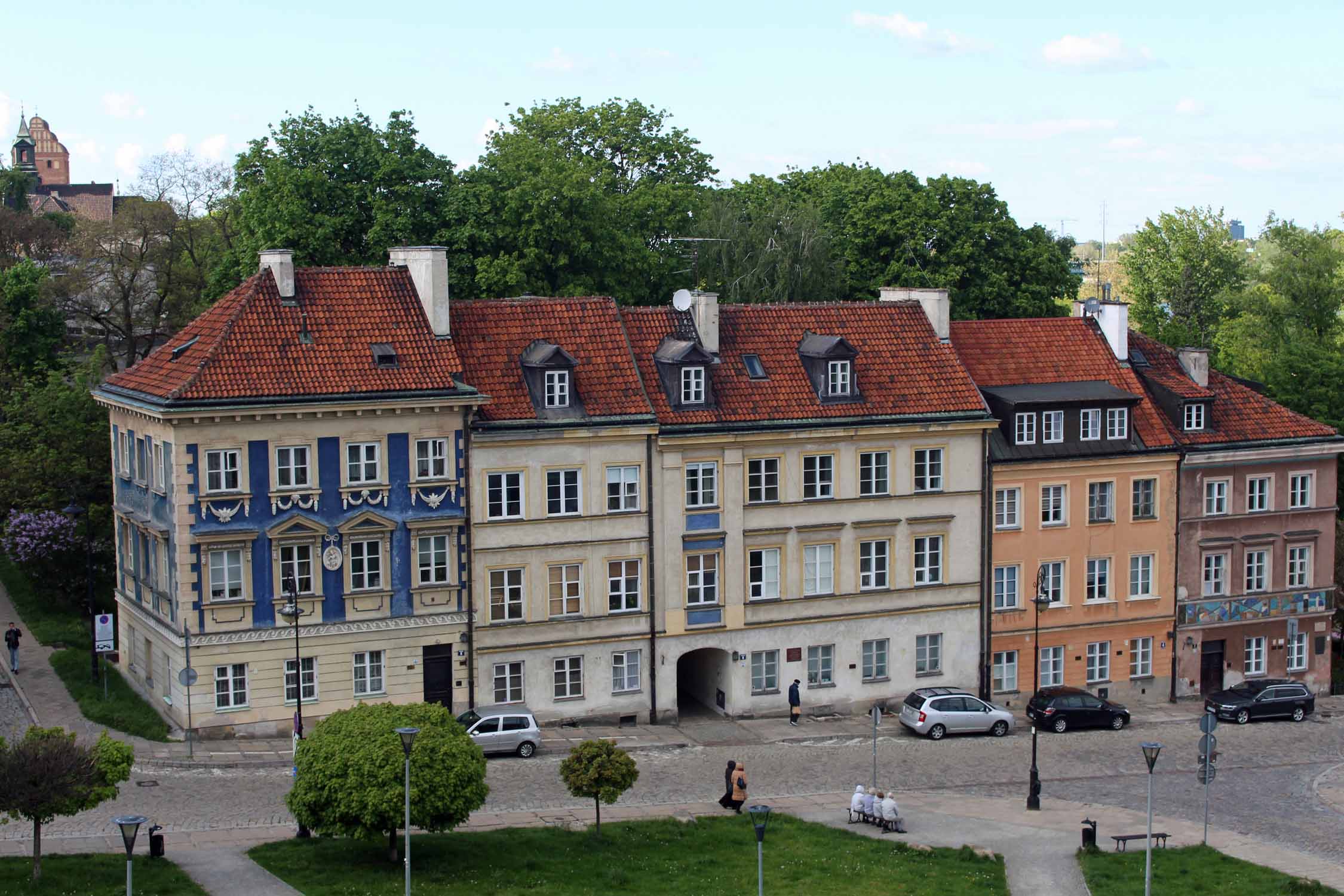 Varsovie, maisons colorées rue Mostowa