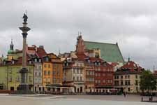 Varsovie, place Zamkovy, maisons color&eacute;es