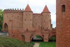 Varsovie, barbacane
