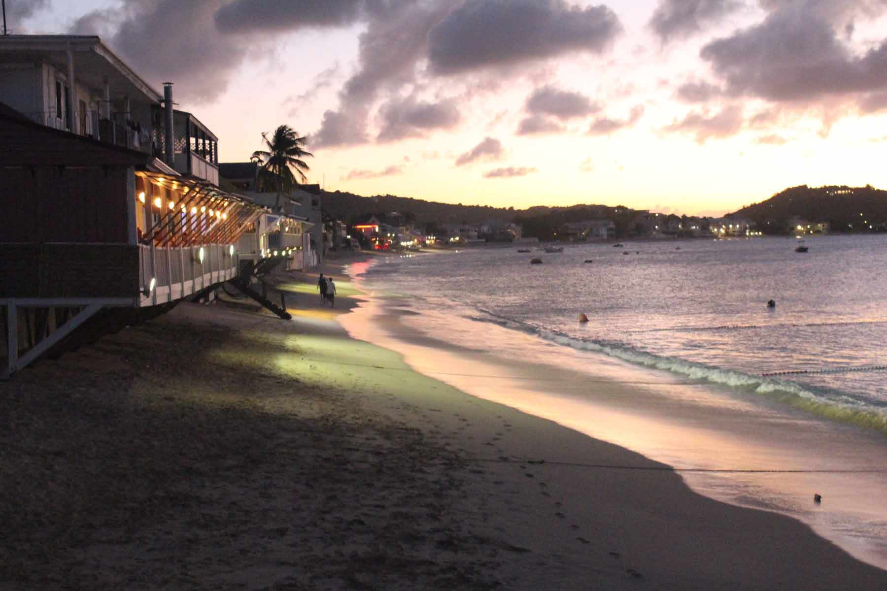 Ile de Saint-Martin, Grand-Case, crépuscule