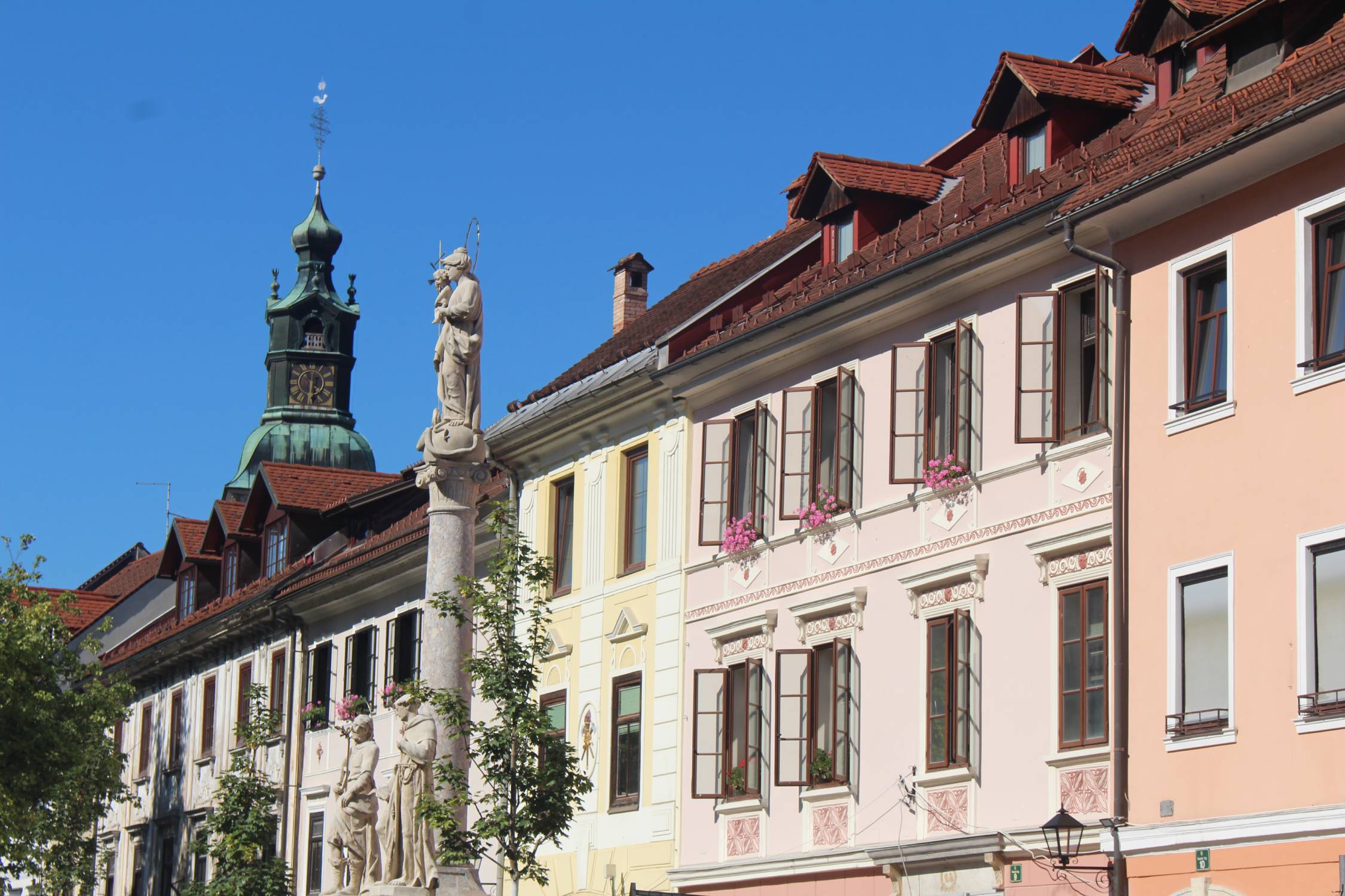 Škofja Loka, place Mestni