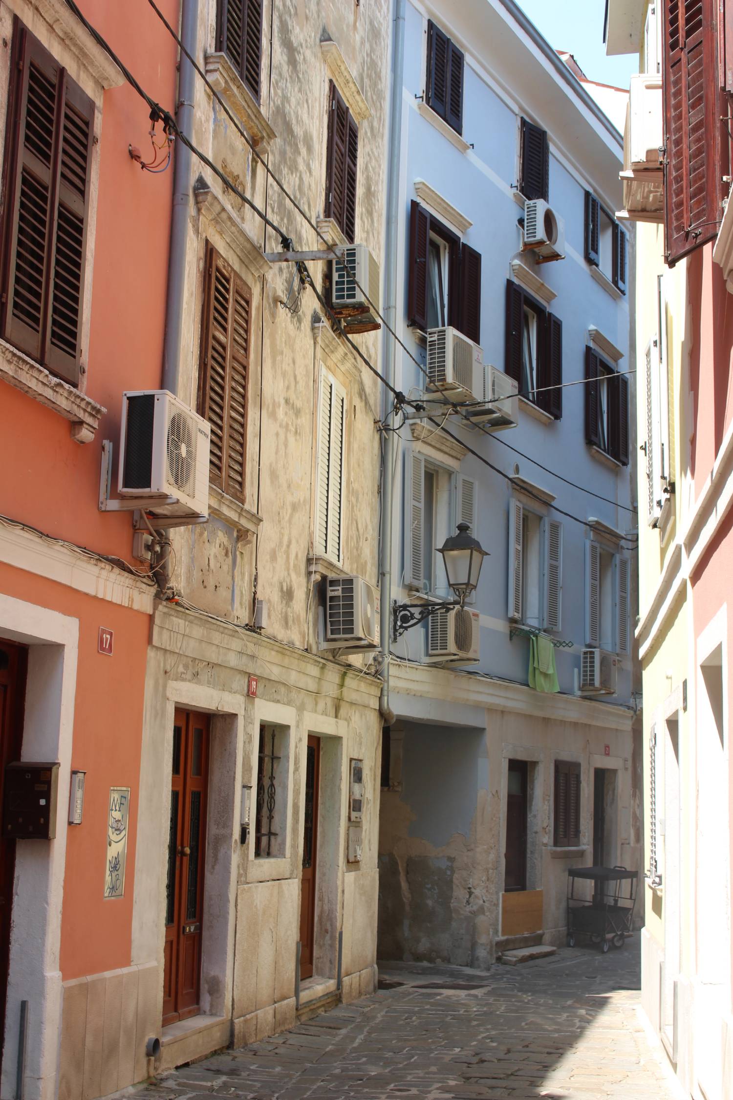 Piran, ruelle colorée