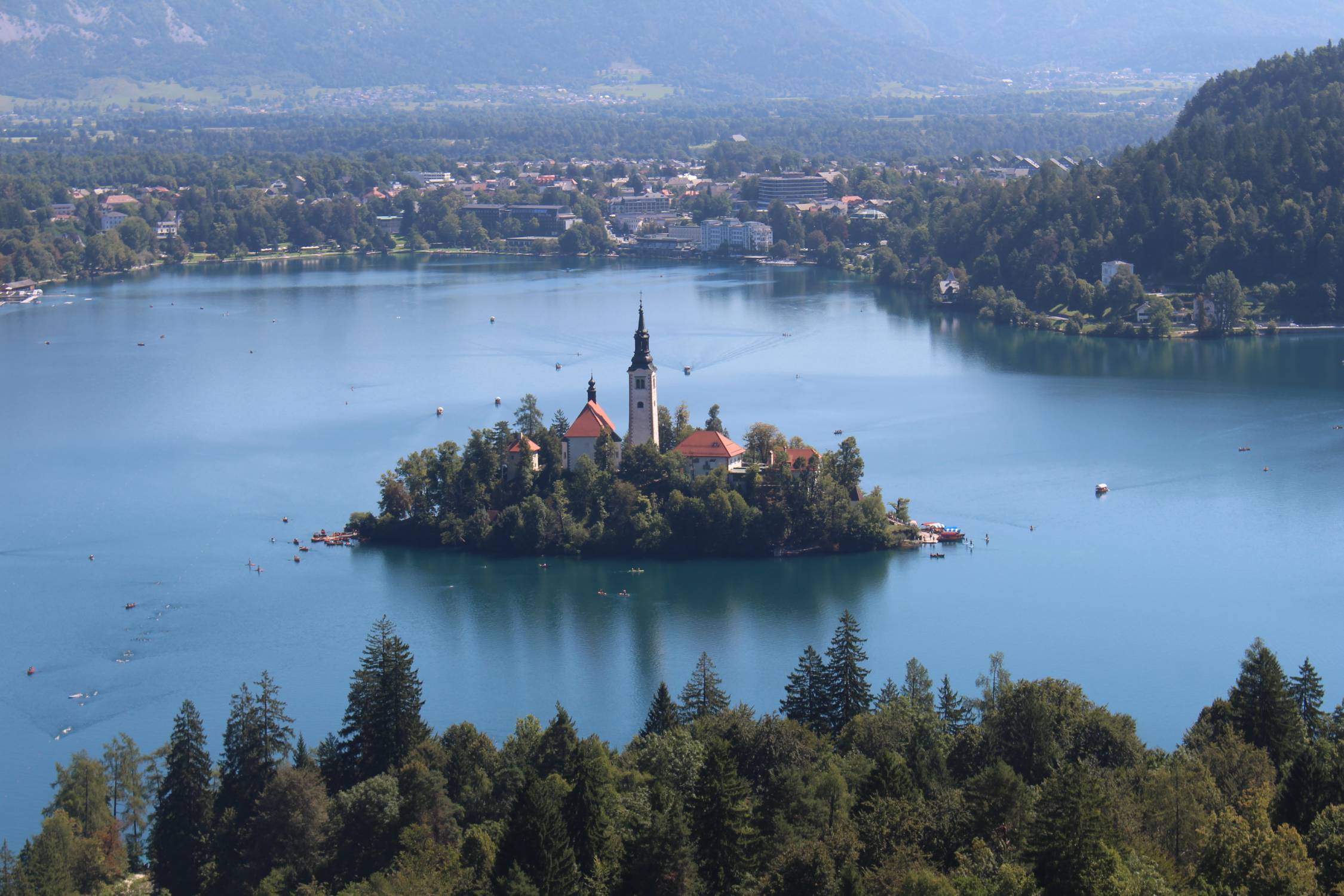 Lac de Bled, église