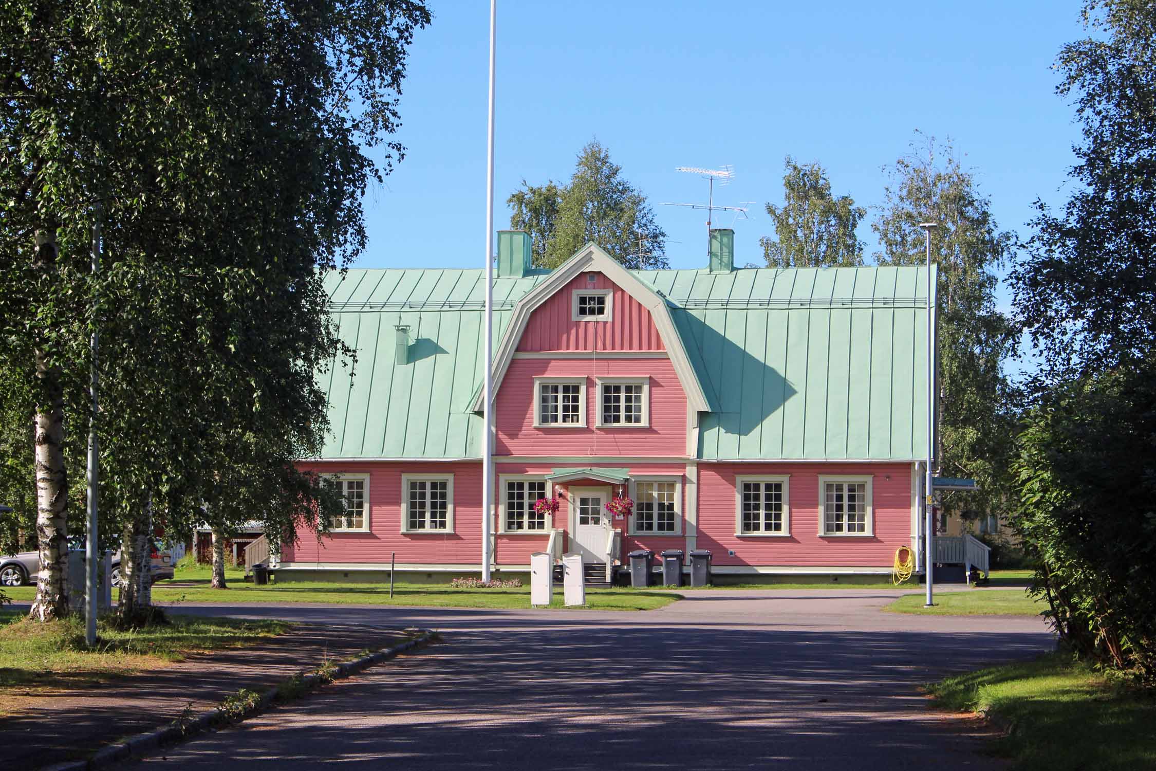 Laponie, Vittangi, maison rose