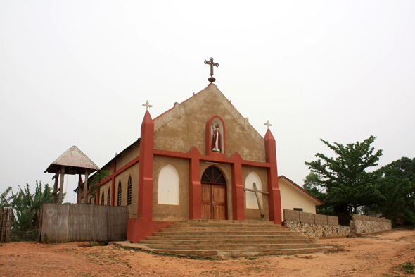 Kouma Kounda, église